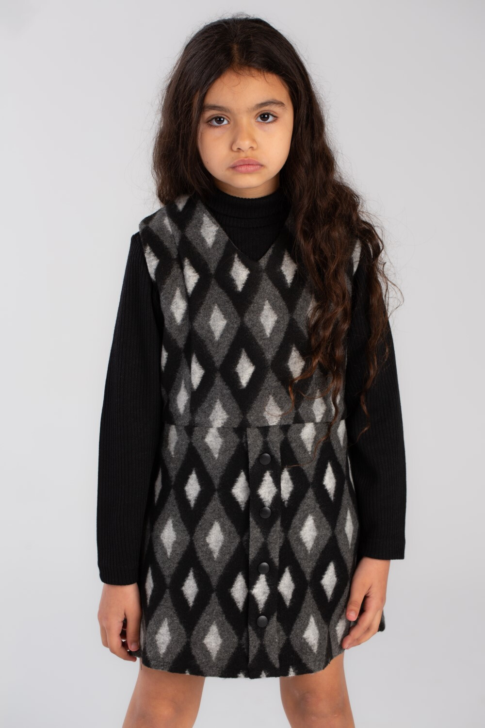 Girl's Regular Fit With V Neck Outfit