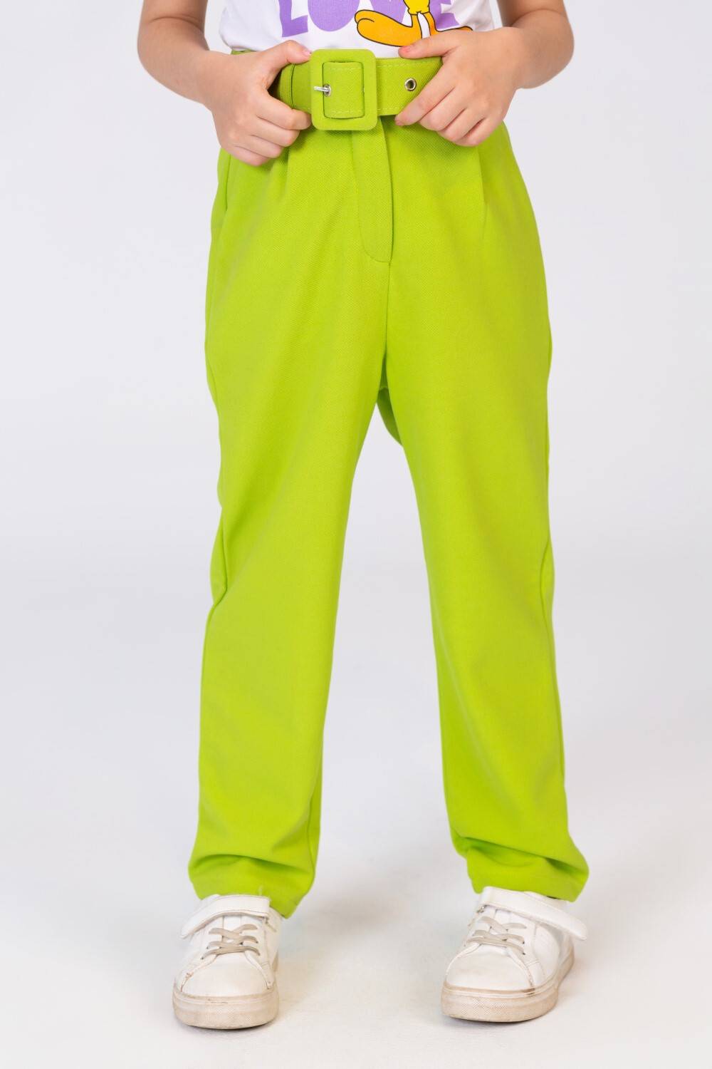 Girls Chic Pants With A Wide Belt And Unique Summer Colors