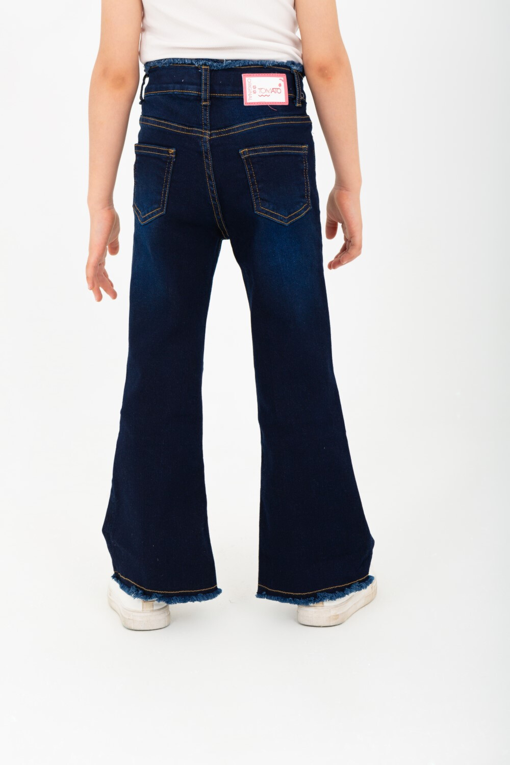 Girls Open Bottom Jeans With A New Cut