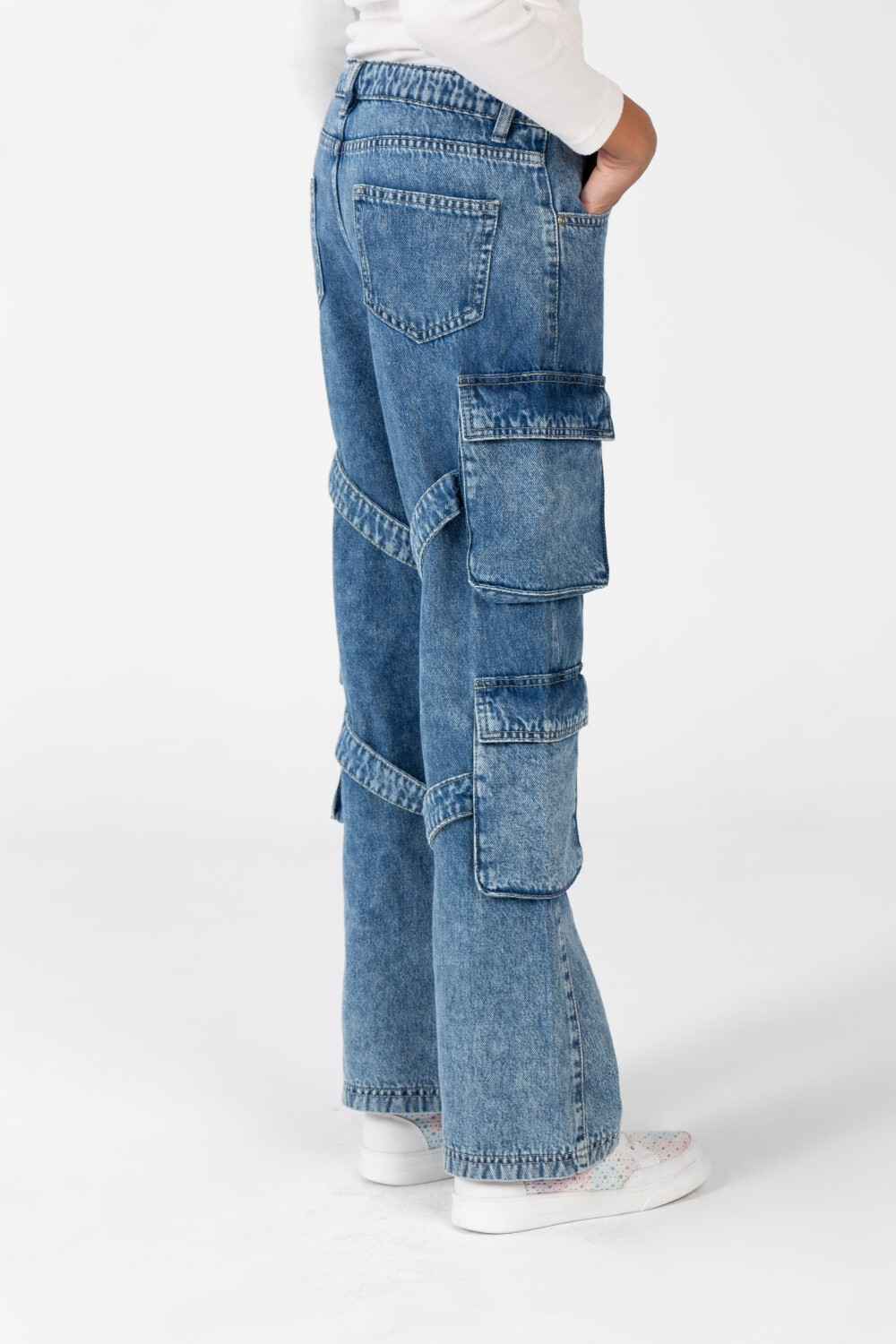 Girl's Slouchy Cargo Jeans Pants With A Unique Cut